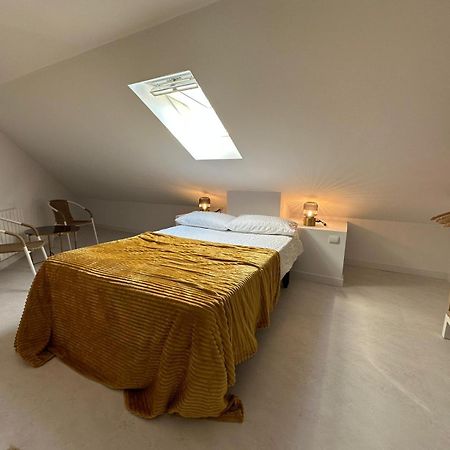 Design Apartment With Garage Santander Luaran gambar